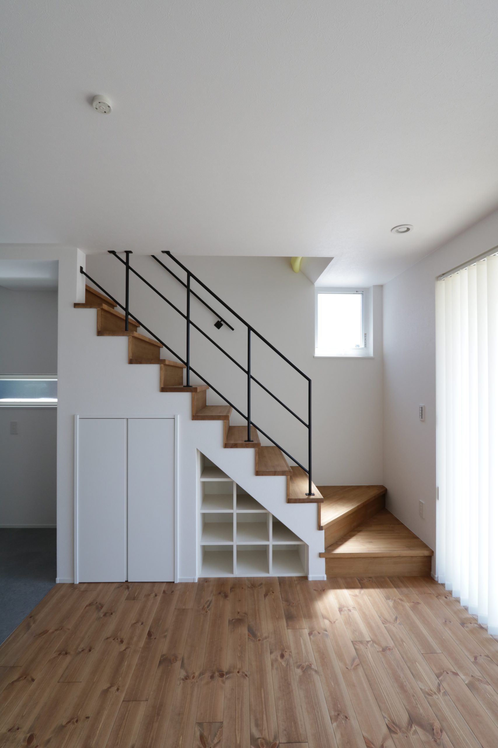 階段下デットスペース有効活用法!|岐阜で建てる注文住宅 シンプル工務店